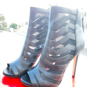 Guess Anika shoes 9m black